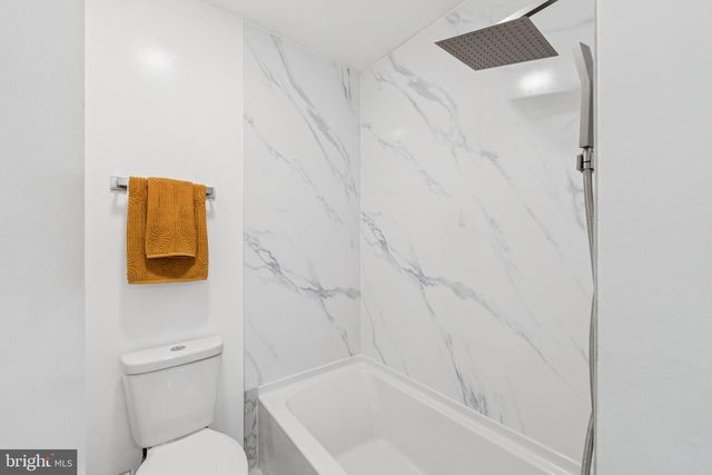 3664 MASTHEAD TRL, Triangle, VA 22172