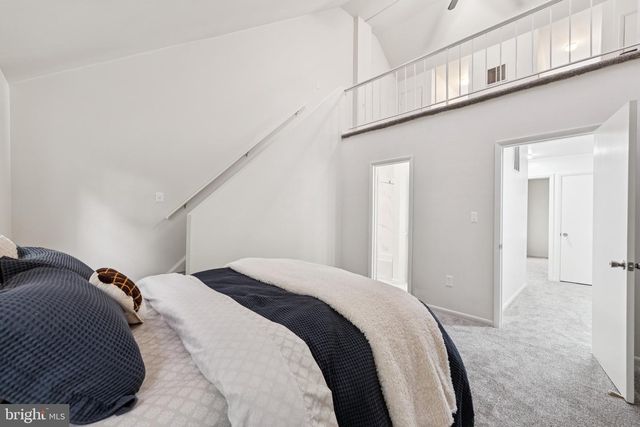 3664 MASTHEAD TRL, Triangle, VA 22172