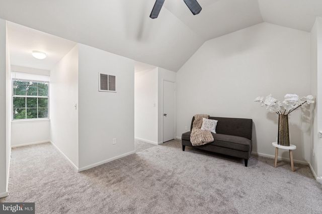 3664 MASTHEAD TRL, Triangle, VA 22172