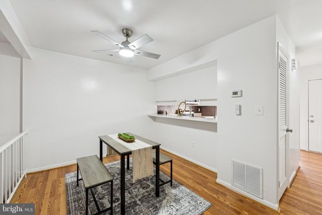 3664 MASTHEAD TRL, Triangle, VA 22172