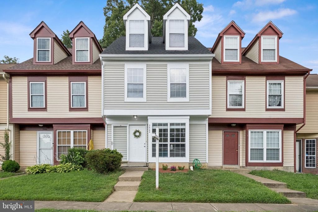 3664 MASTHEAD TRL, Triangle, VA 22172