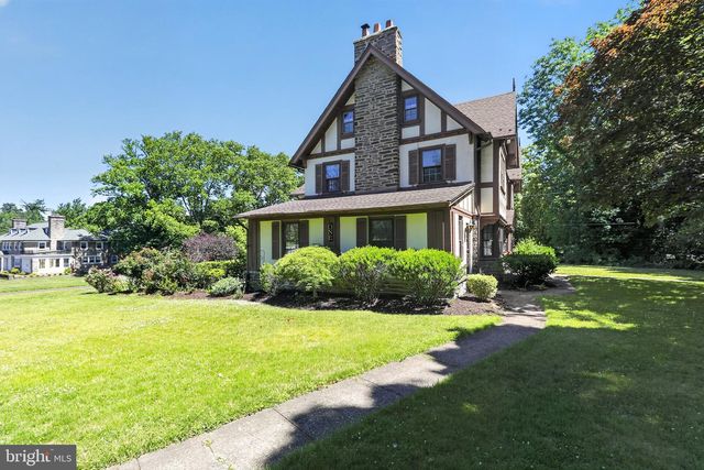 1 LATHAM PARK, Elkins Park, PA 19027