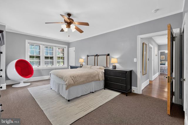 1 LATHAM PARK, Elkins Park, PA 19027