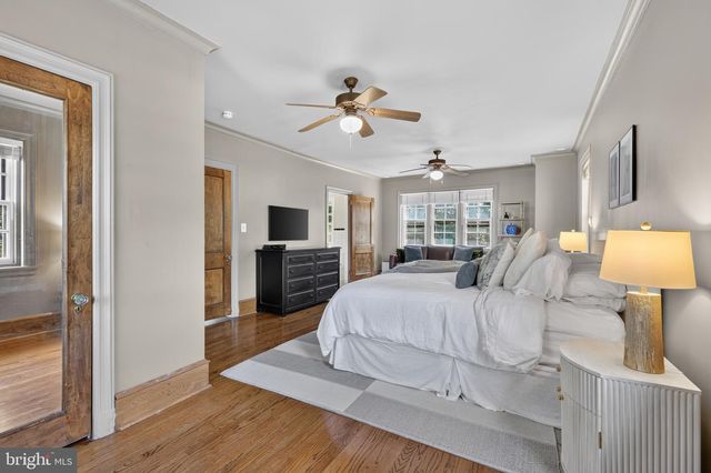 1 LATHAM PARK, Elkins Park, PA 19027