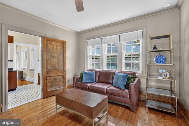 1 LATHAM PARK, Elkins Park, PA 19027