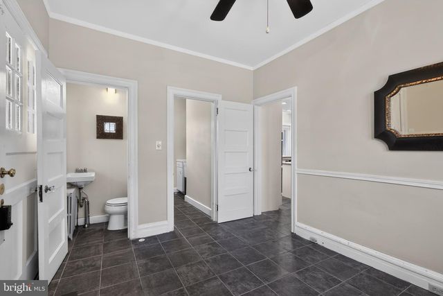 1 LATHAM PARK, Elkins Park, PA 19027