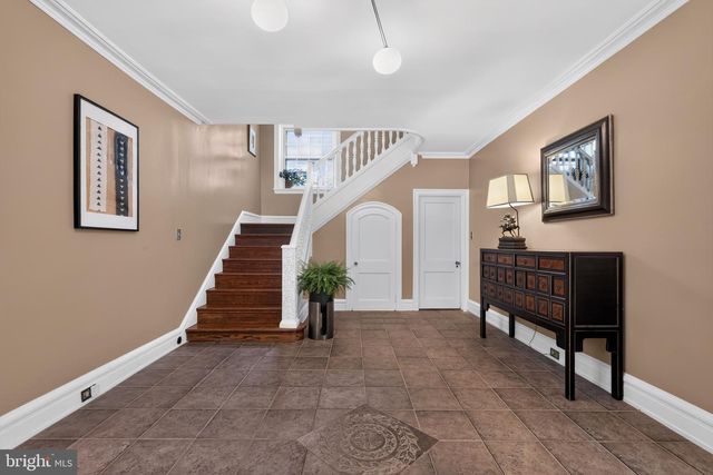 1 LATHAM PARK, Elkins Park, PA 19027