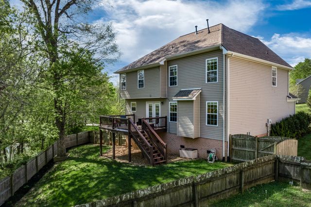 2102 Burgess Ln, Spring Hill, TN 37174