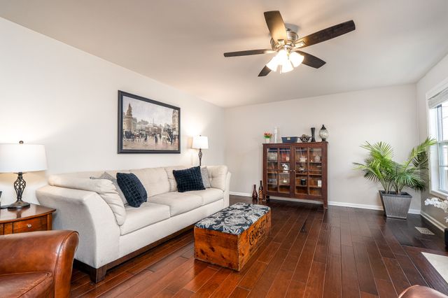 2102 Burgess Ln, Spring Hill, TN 37174