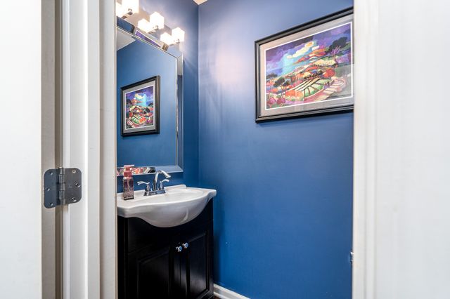 2102 Burgess Ln, Spring Hill, TN 37174