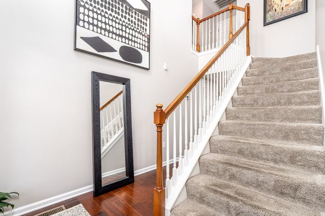 2102 Burgess Ln, Spring Hill, TN 37174