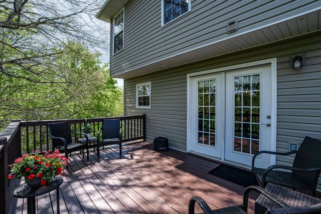 2102 Burgess Ln, Spring Hill, TN 37174