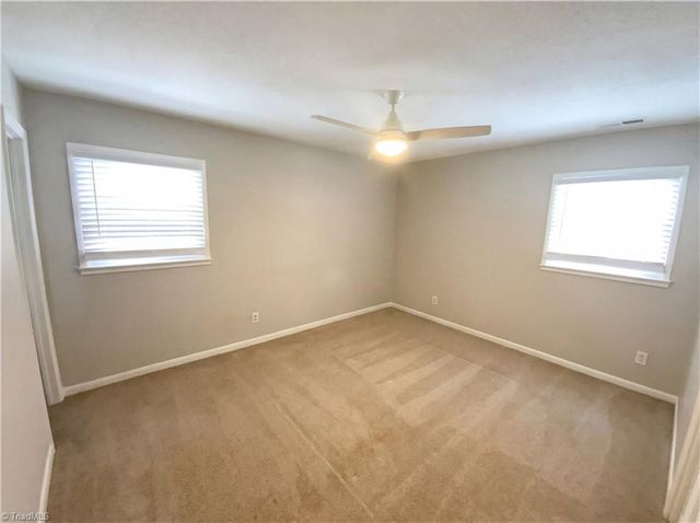 202 Hassellwood Drive, Jamestown, NC 27282