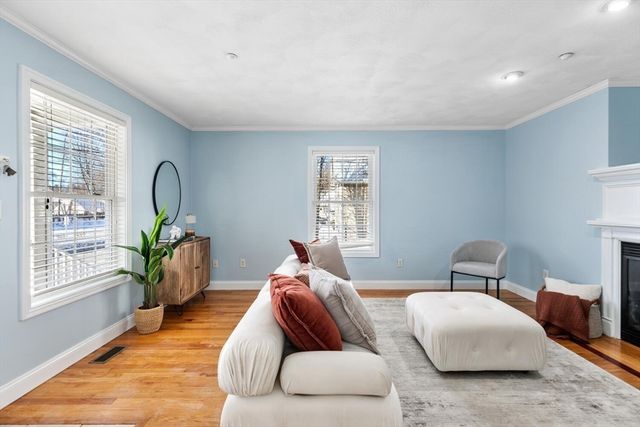 824 Main Street 1, Wakefield, MA 01880