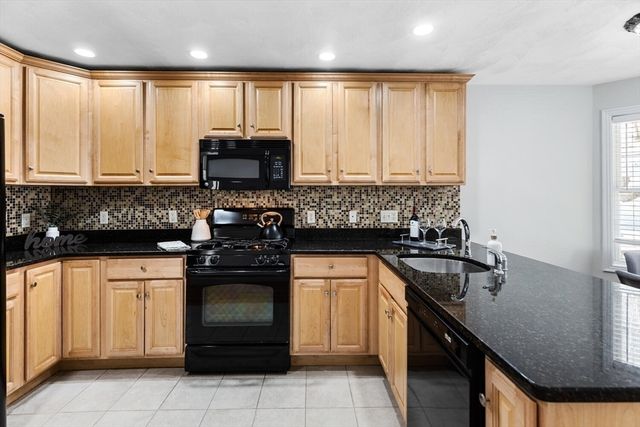 824 Main Street 1, Wakefield, MA 01880