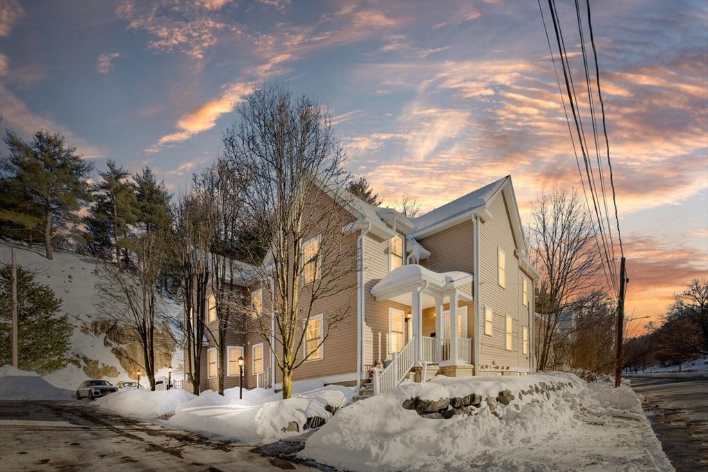 824 Main Street 1, Wakefield, MA 01880