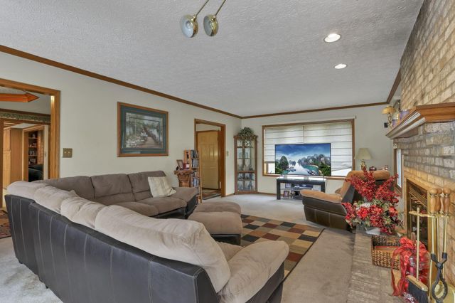 780 Diley Road, Pickerington, OH 43147