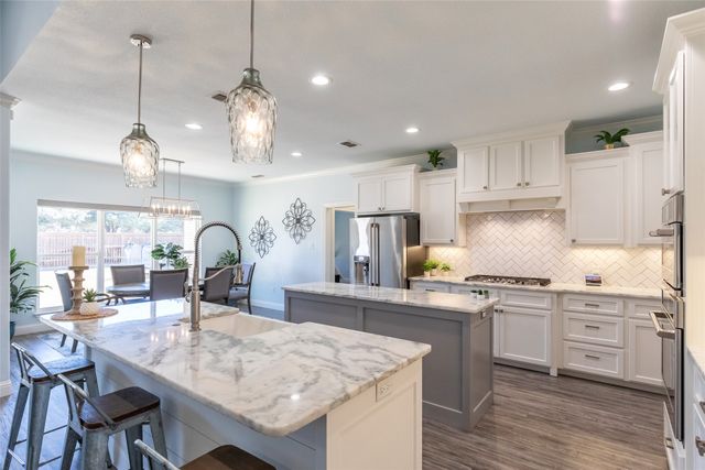 2301 Manor Oaks Terrace, Abilene, TX 79602