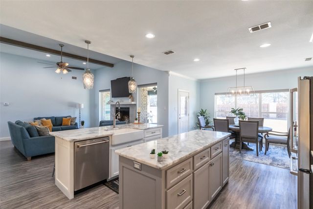 2301 Manor Oaks Terrace, Abilene, TX 79602