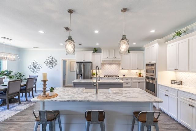 2301 Manor Oaks Terrace, Abilene, TX 79602