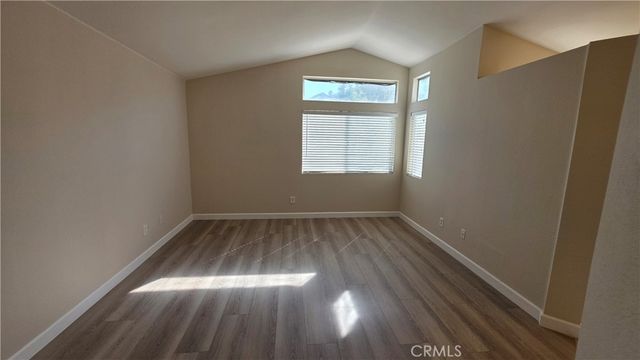 15577 Castellion, Fontana, CA 92337
