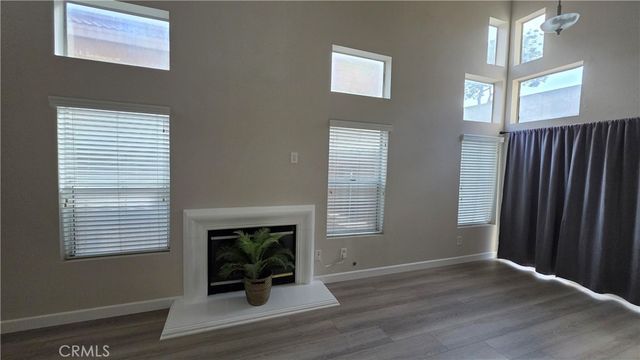 15577 Castellion, Fontana, CA 92337