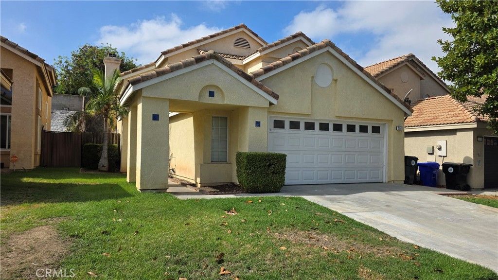 15577 Castellion, Fontana, CA 92337