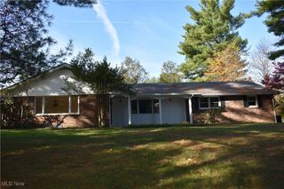 145 E Willow Drive, Zanesville, OH 43701