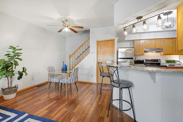 506 Lovell Avenue 6, Roseville, MN 55113