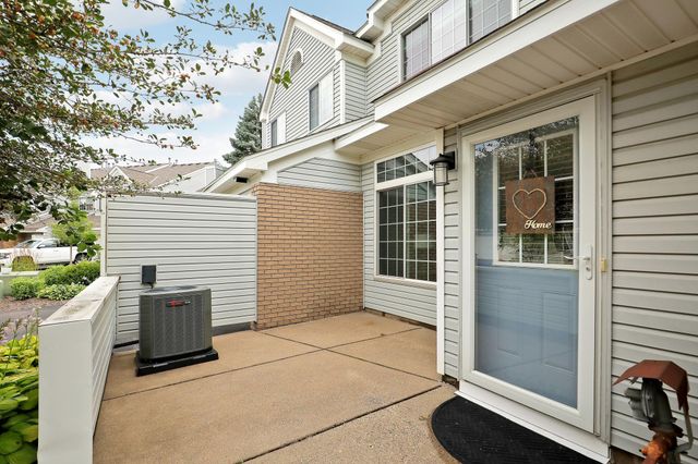 506 Lovell Avenue 6, Roseville, MN 55113