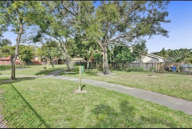 2900 NW 69th Court, Fort Lauderdale, FL 33309