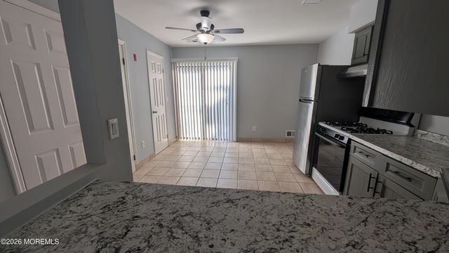 36 Creek Road 276, Brick, NJ 08724