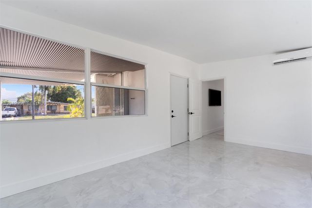 4041 NE 15th Ter 0, Pompano Beach, FL 33064