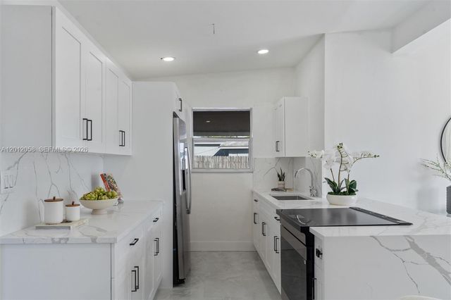 4041 NE 15th Ter 0, Pompano Beach, FL 33064