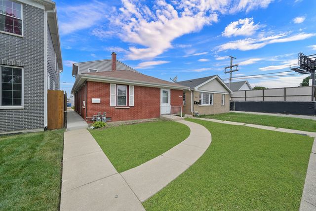 1826 N 36th Avenue, Stone Park, IL 60165