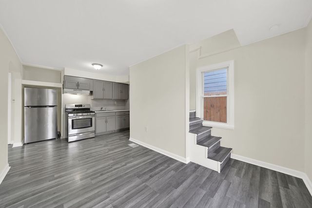 1826 N 36th Avenue, Stone Park, IL 60165
