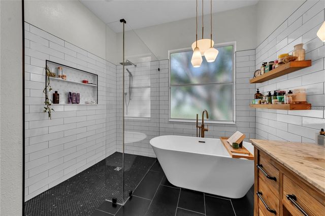 3921 ROSWELL PLACE, Land O Lakes, FL 34639