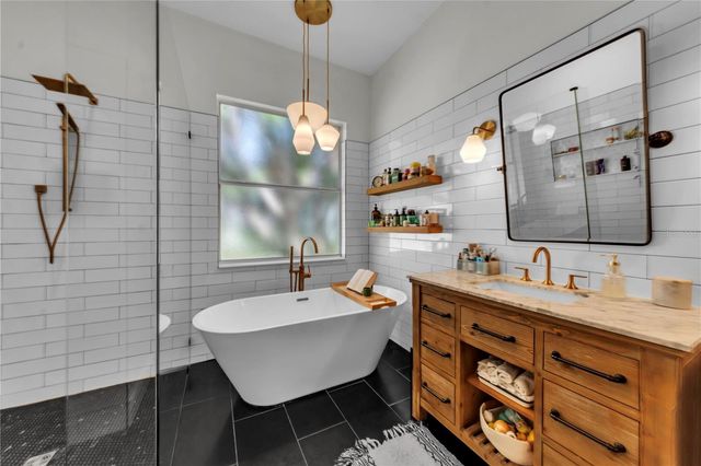 3921 ROSWELL PLACE, Land O Lakes, FL 34639