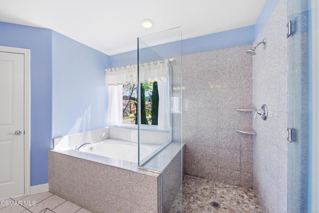 Image 31 of property listing at 4884 Borders Street, Simi Valley, CA 93063