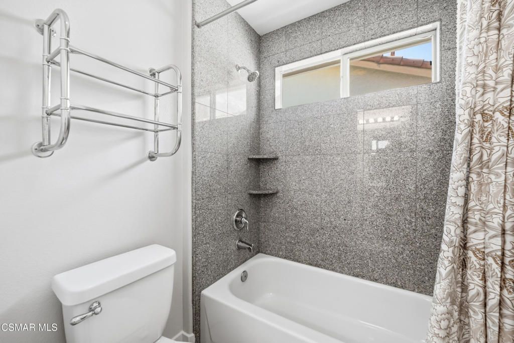 Image 37 of property listing at 4884 Borders Street, Simi Valley, CA 93063