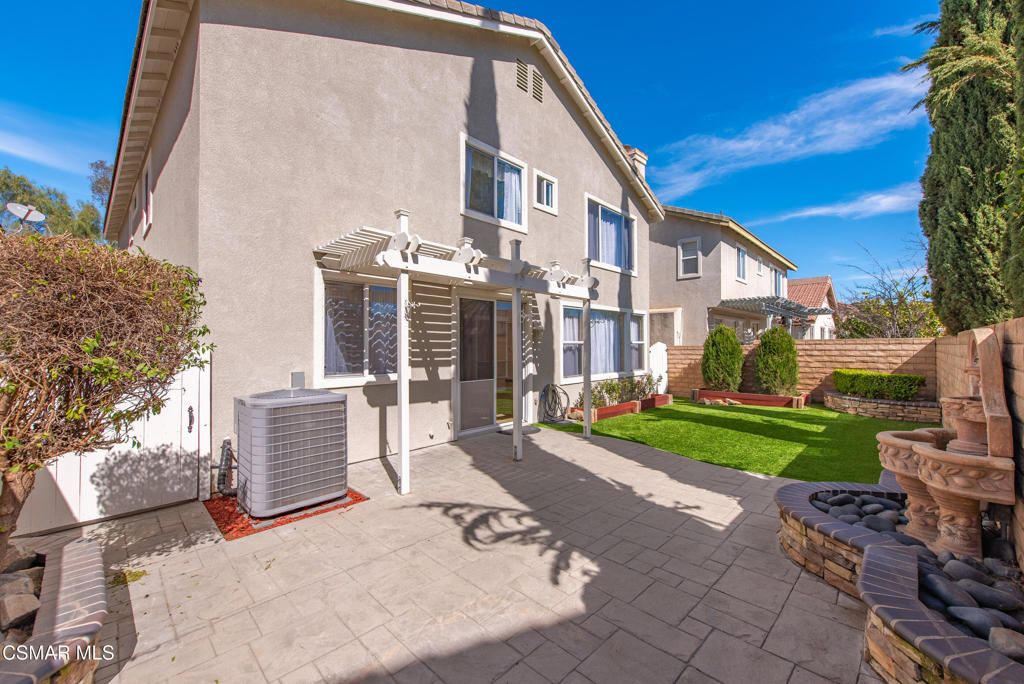 Image 39 of property listing at 4884 Borders Street, Simi Valley, CA 93063