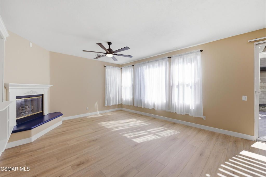 Image 9 of property listing at 4884 Borders Street, Simi Valley, CA 93063