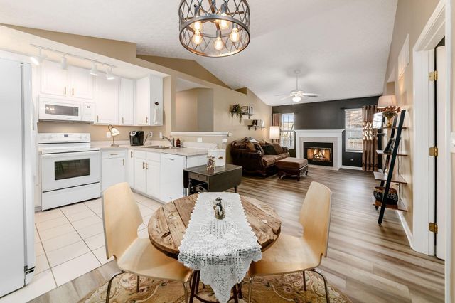 676 Wadebridge Drive, 5A, Blacklick, OH 43004