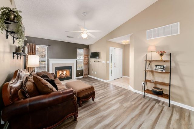 676 Wadebridge Drive, 5A, Blacklick, OH 43004