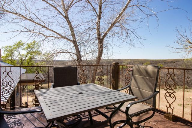 401 Ten Bears Trail, Howardwick, TX 79226