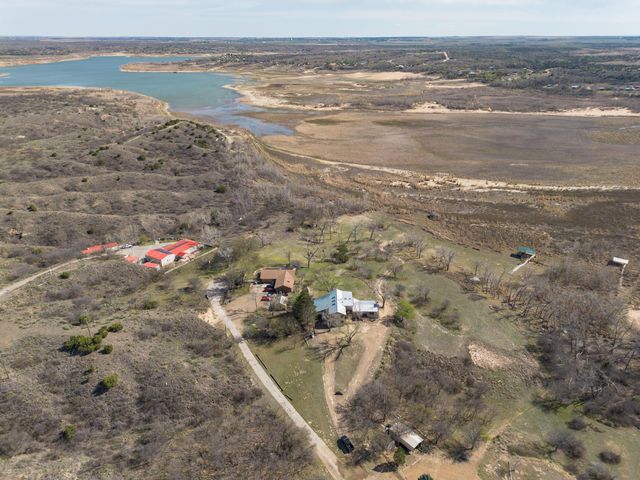 401 Ten Bears Trail, Howardwick, TX 79226