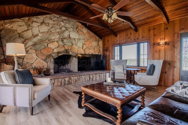 401 Ten Bears Trail, Howardwick, TX 79226