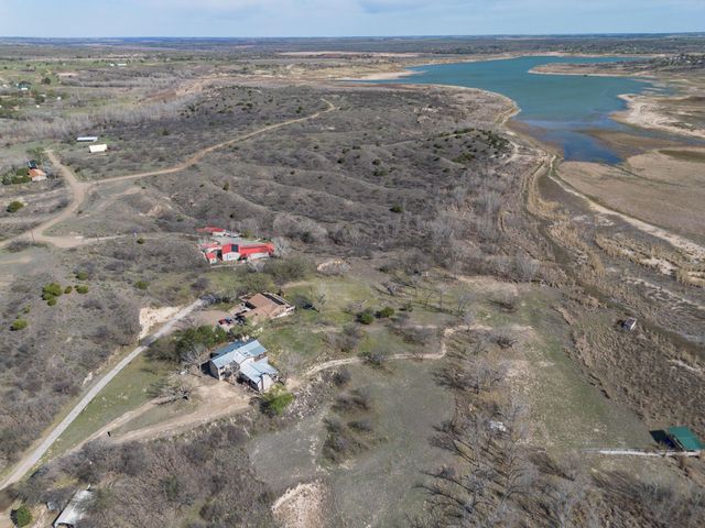 401 Ten Bears Trail, Howardwick, TX 79226