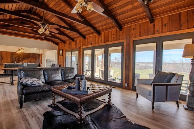 401 Ten Bears Trail, Howardwick, TX 79226