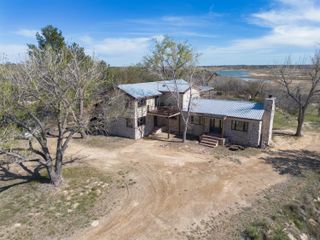 401 Ten Bears Trail, Howardwick, TX 79226